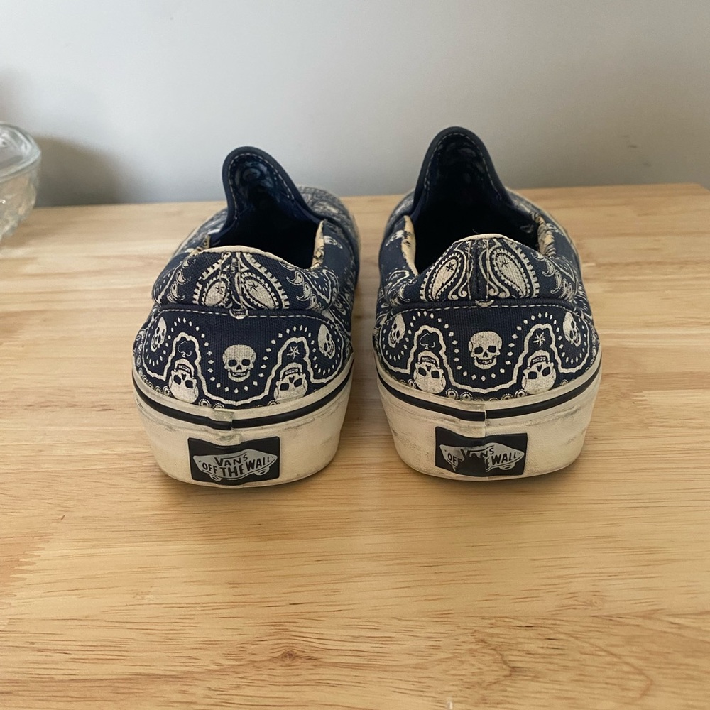 Vans Navy Skull Bandana Slip-On Shoes - Picture 3 of 5